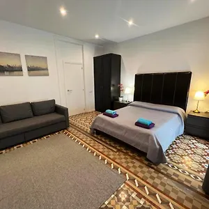 On Balmes Bed & Breakfast
